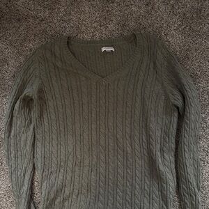 Croft & Barrow Women's Olive V-Neck Sweater